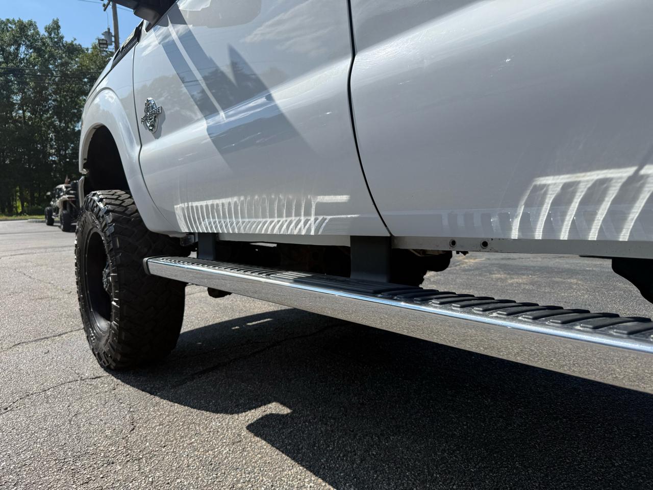 Ford Super Duty F-350 SRW  2011