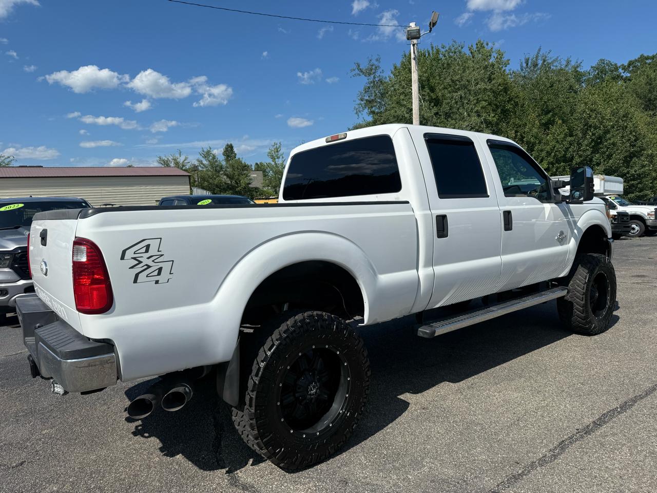 Ford Super Duty F-350 SRW  2011