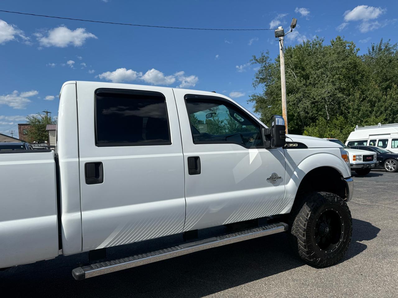 Ford Super Duty F-350 SRW  2011
