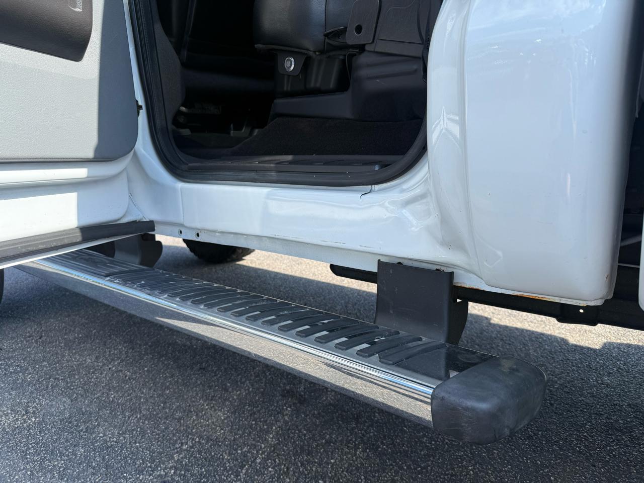 Ford Super Duty F-350 SRW  2011