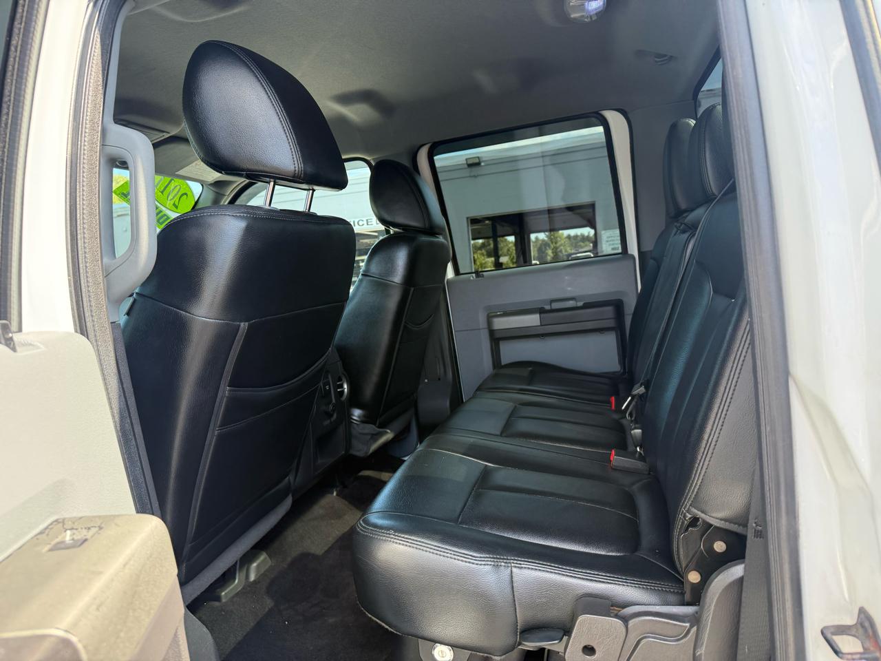Ford Super Duty F-350 SRW  2011