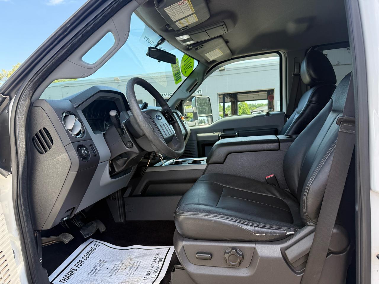 Ford Super Duty F-350 SRW  2011