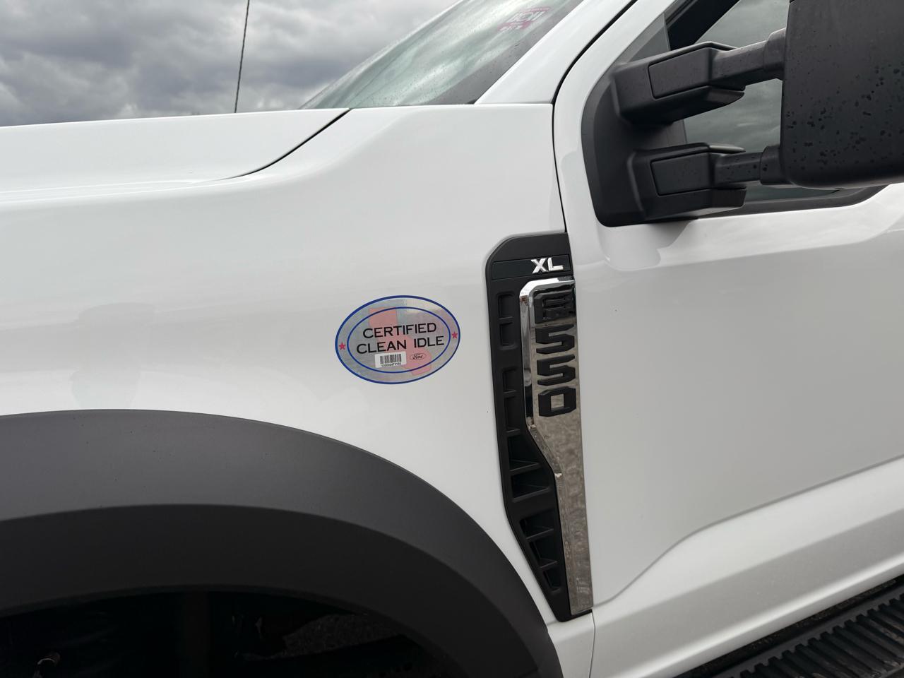 Ford Super Duty F-550 DRW  2023