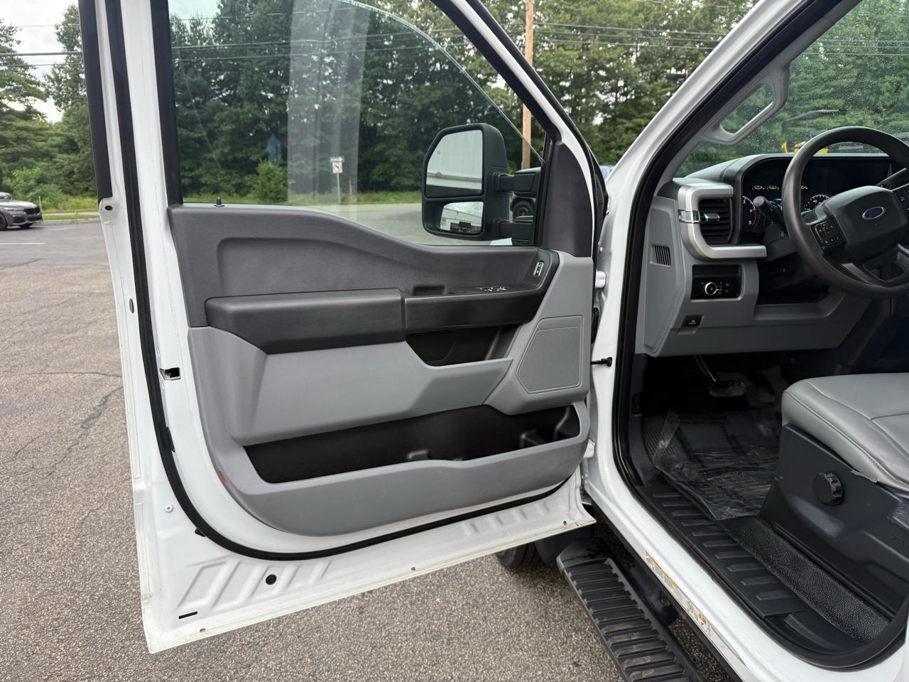 Ford Super Duty F-550 DRW  2023