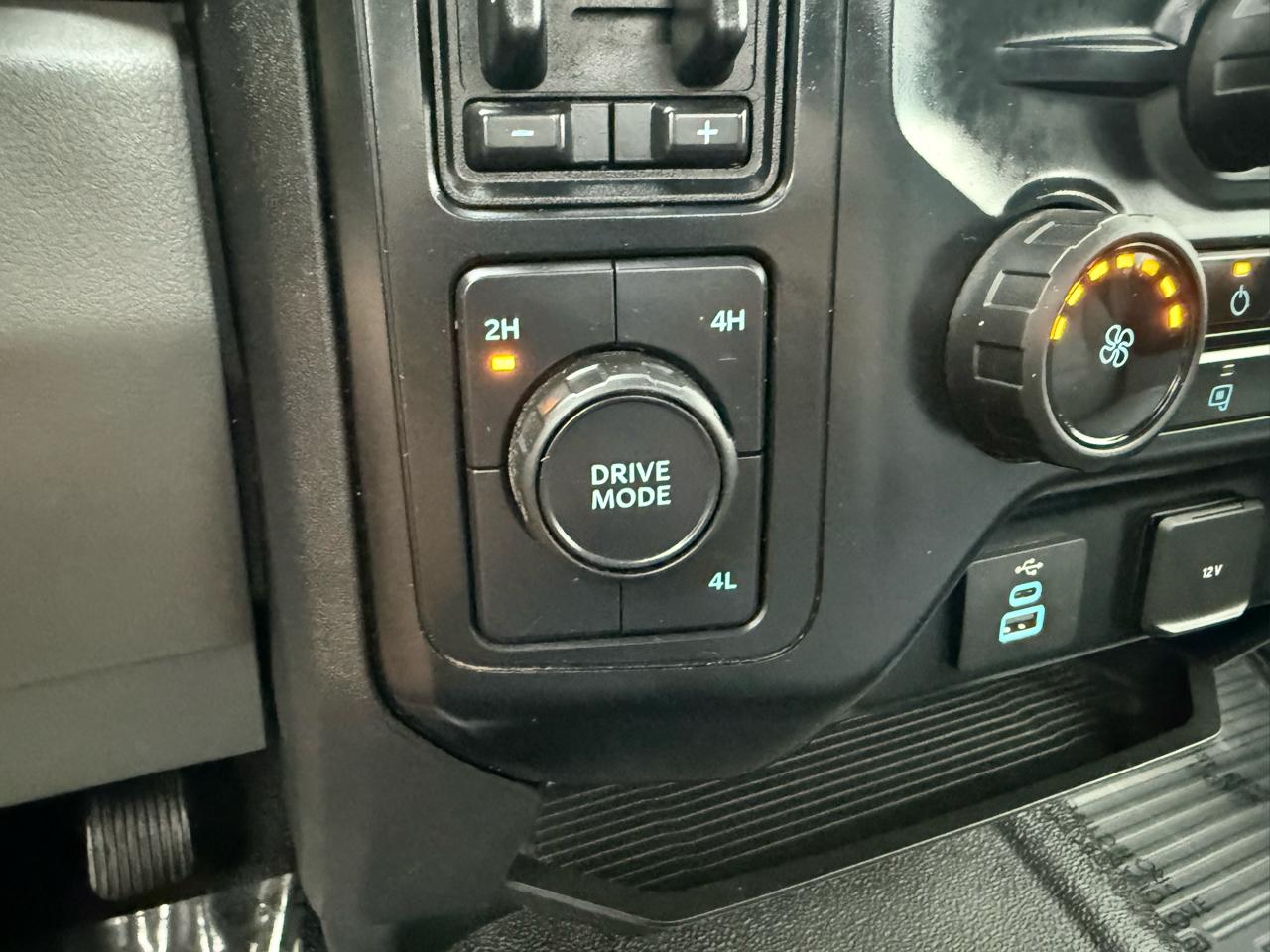 Ford Super Duty F-550 DRW  2023