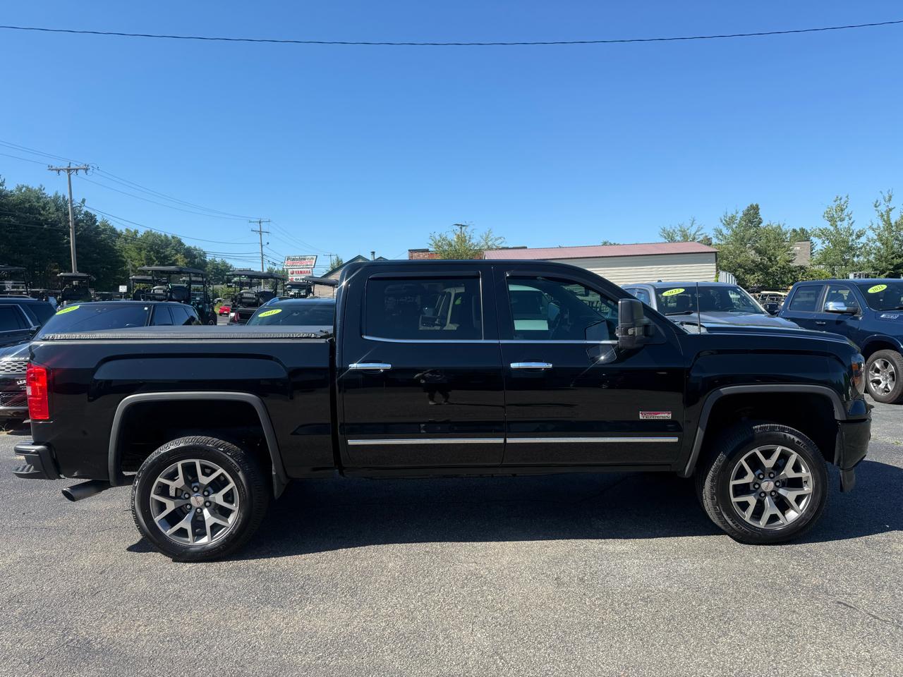 GMC Sierra 1500 4WD Crew Cab 143.5" SLT 2015
