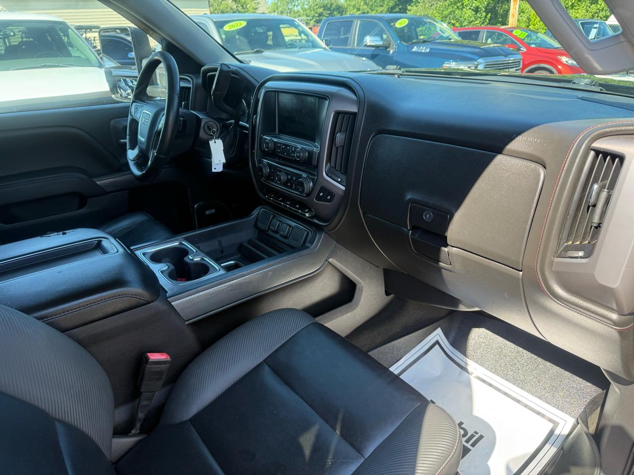 GMC Sierra 1500 4WD Crew Cab 143.5" SLT 2015