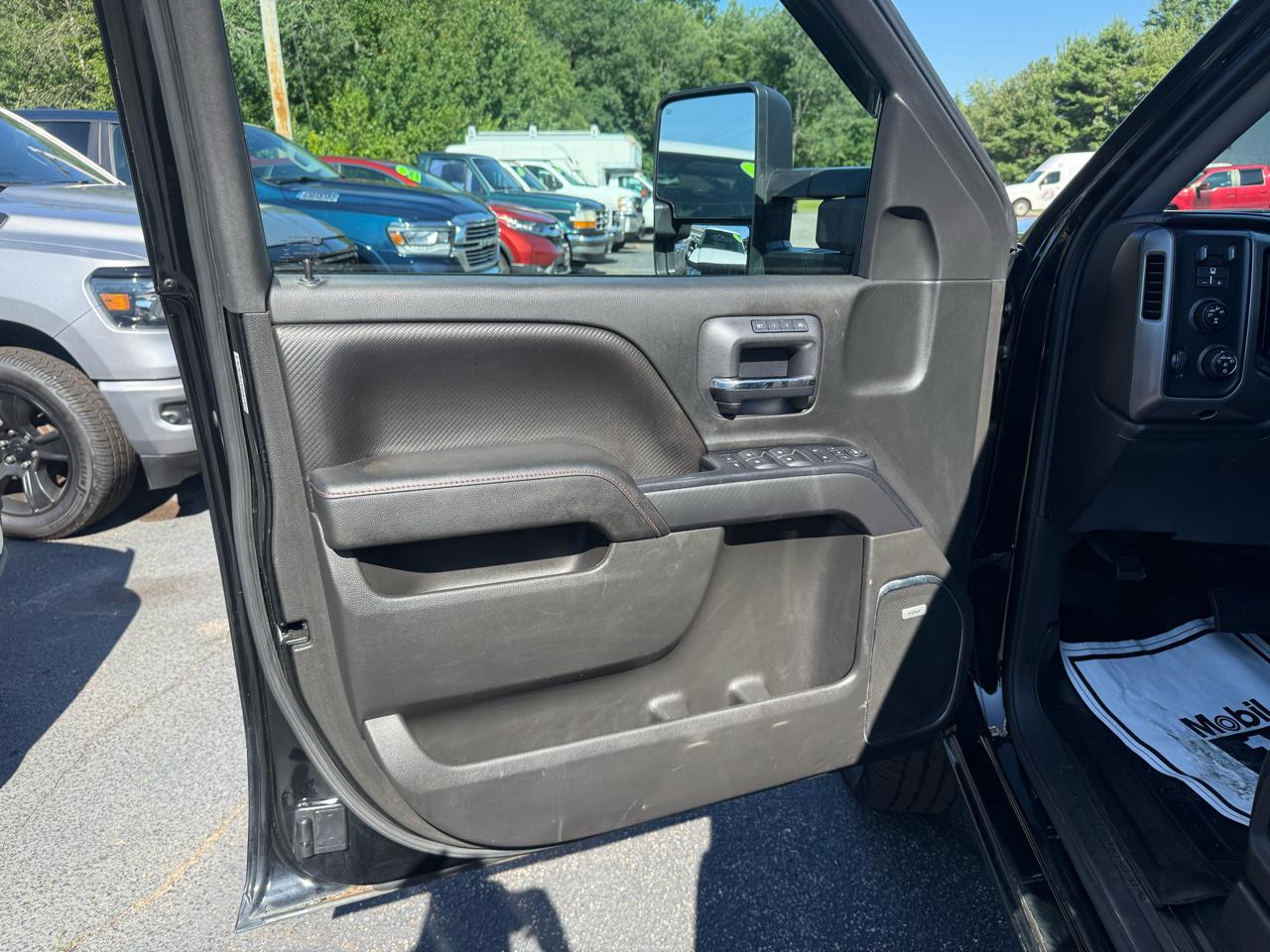 GMC Sierra 1500 4WD Crew Cab 143.5" SLT 2015