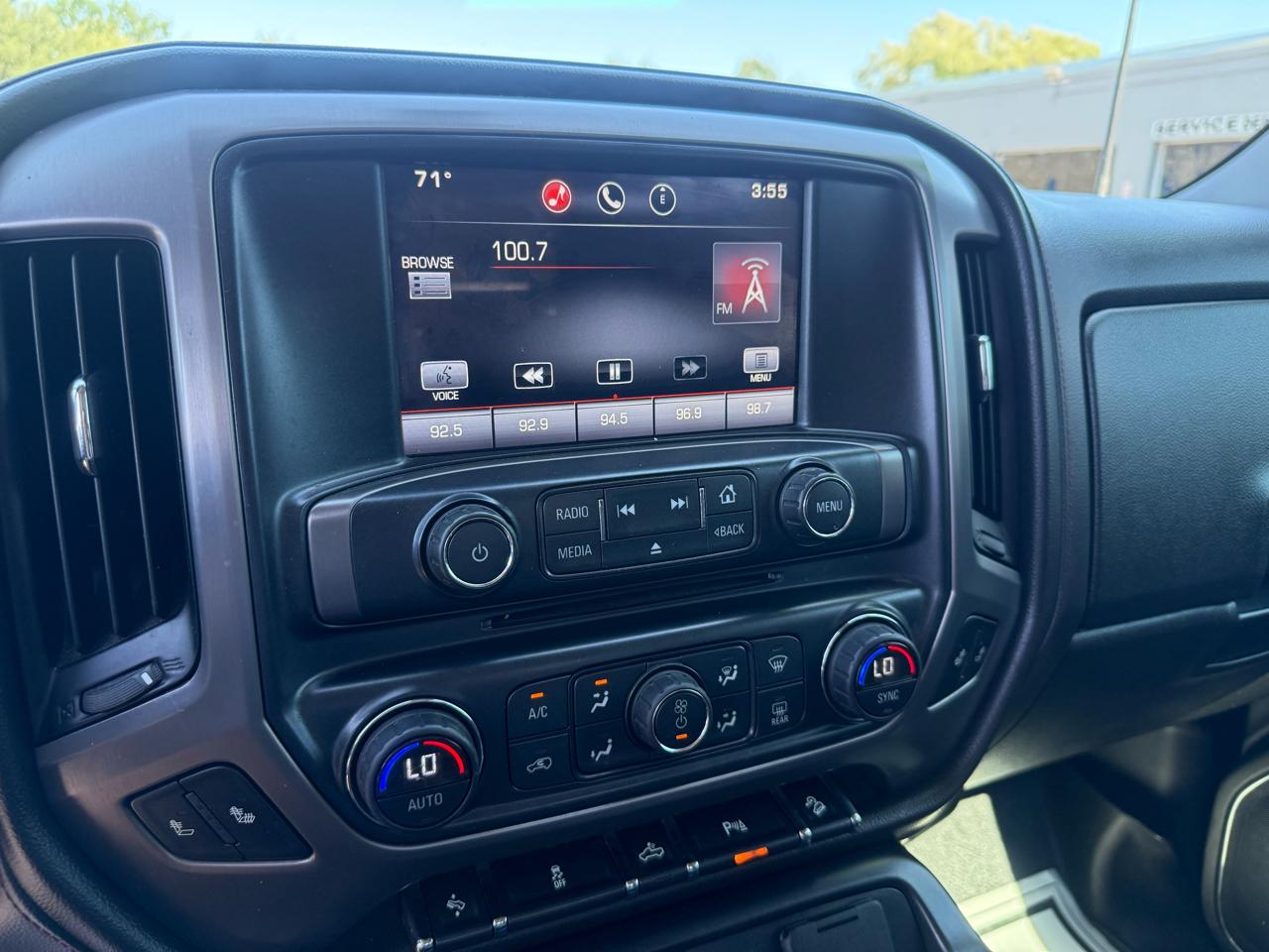 GMC Sierra 1500 4WD Crew Cab 143.5" SLT 2015