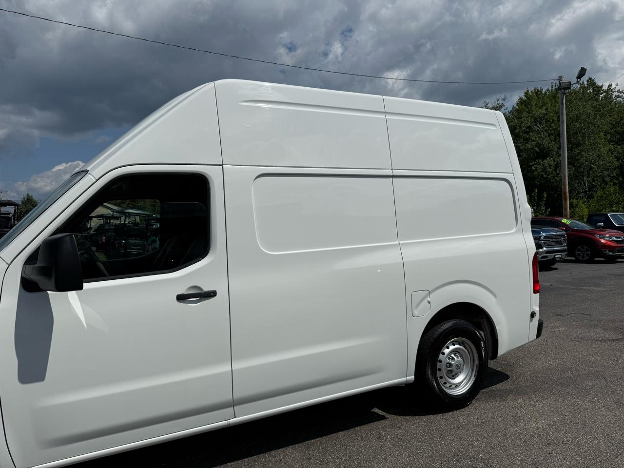 Nissan NV Cargo NV2500 HD High Roof V6 S 2018
