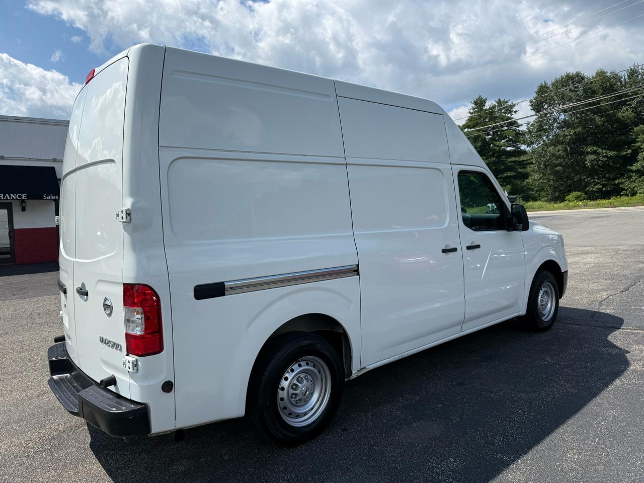 Nissan NV Cargo NV2500 HD High Roof V6 S 2018