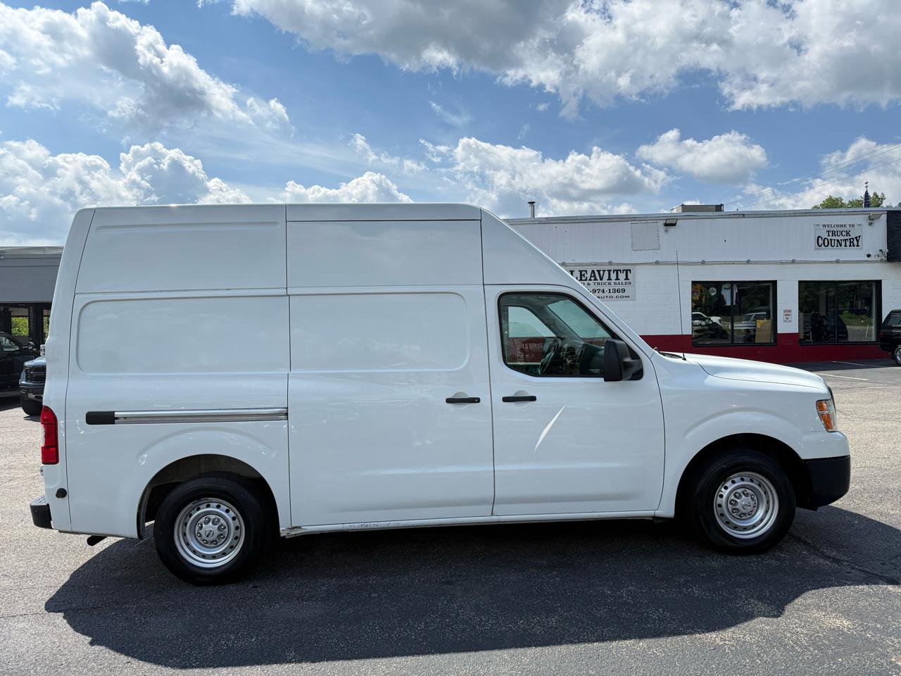 Nissan NV Cargo NV2500 HD High Roof V6 S 2018