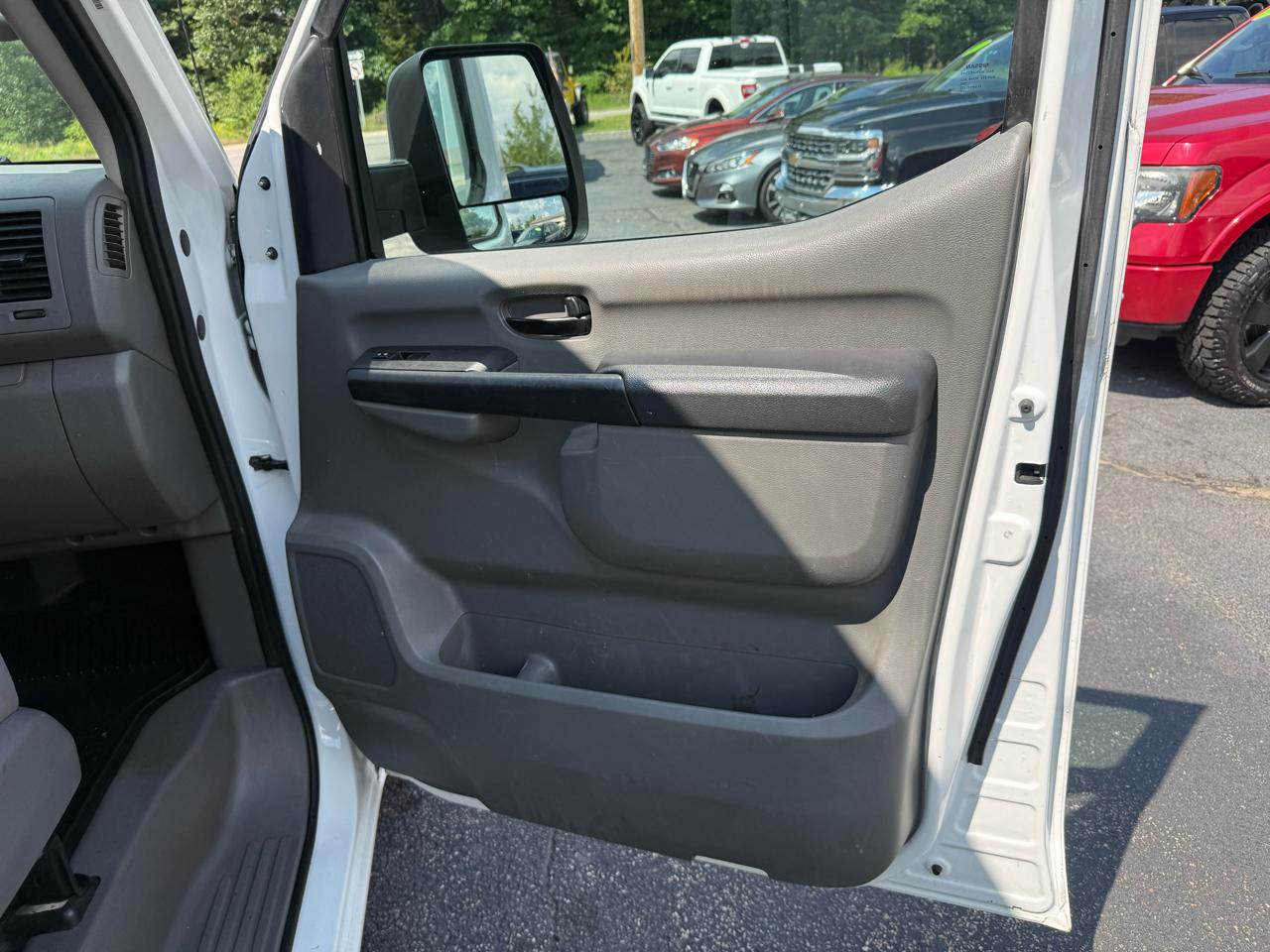 Nissan NV Cargo NV2500 HD High Roof V6 S 2018