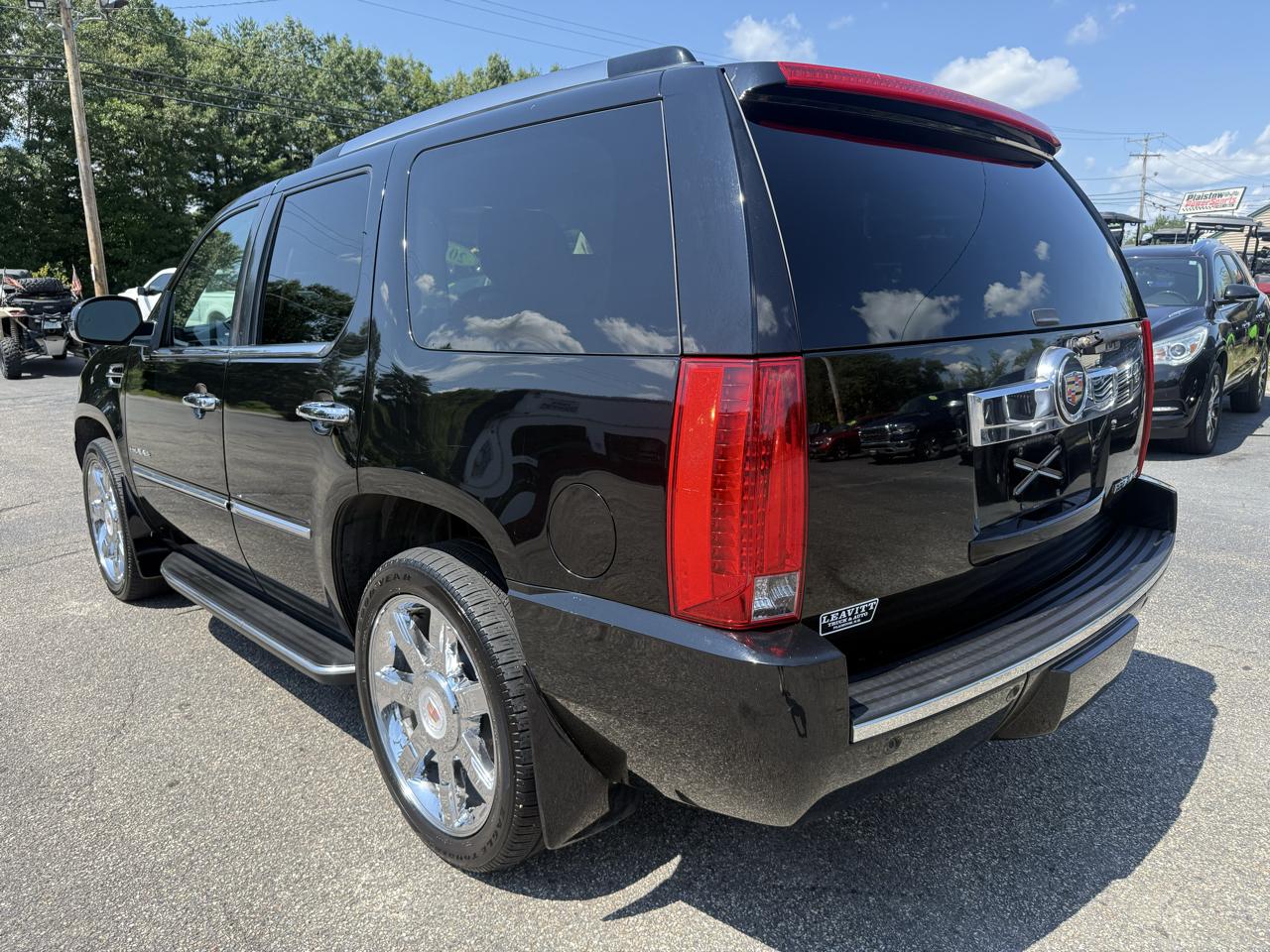 Cadillac Escalade  2013