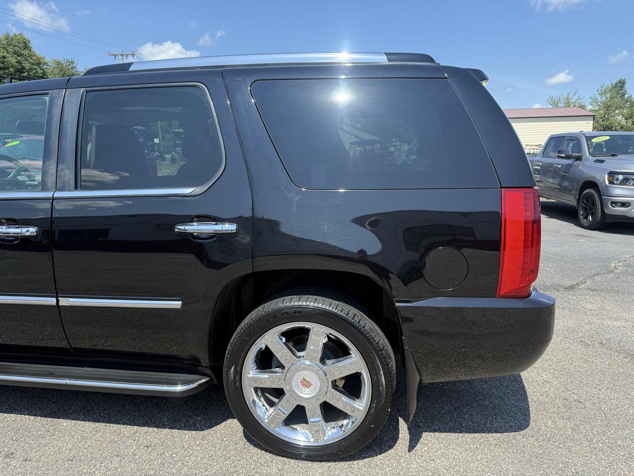 Cadillac Escalade  2013
