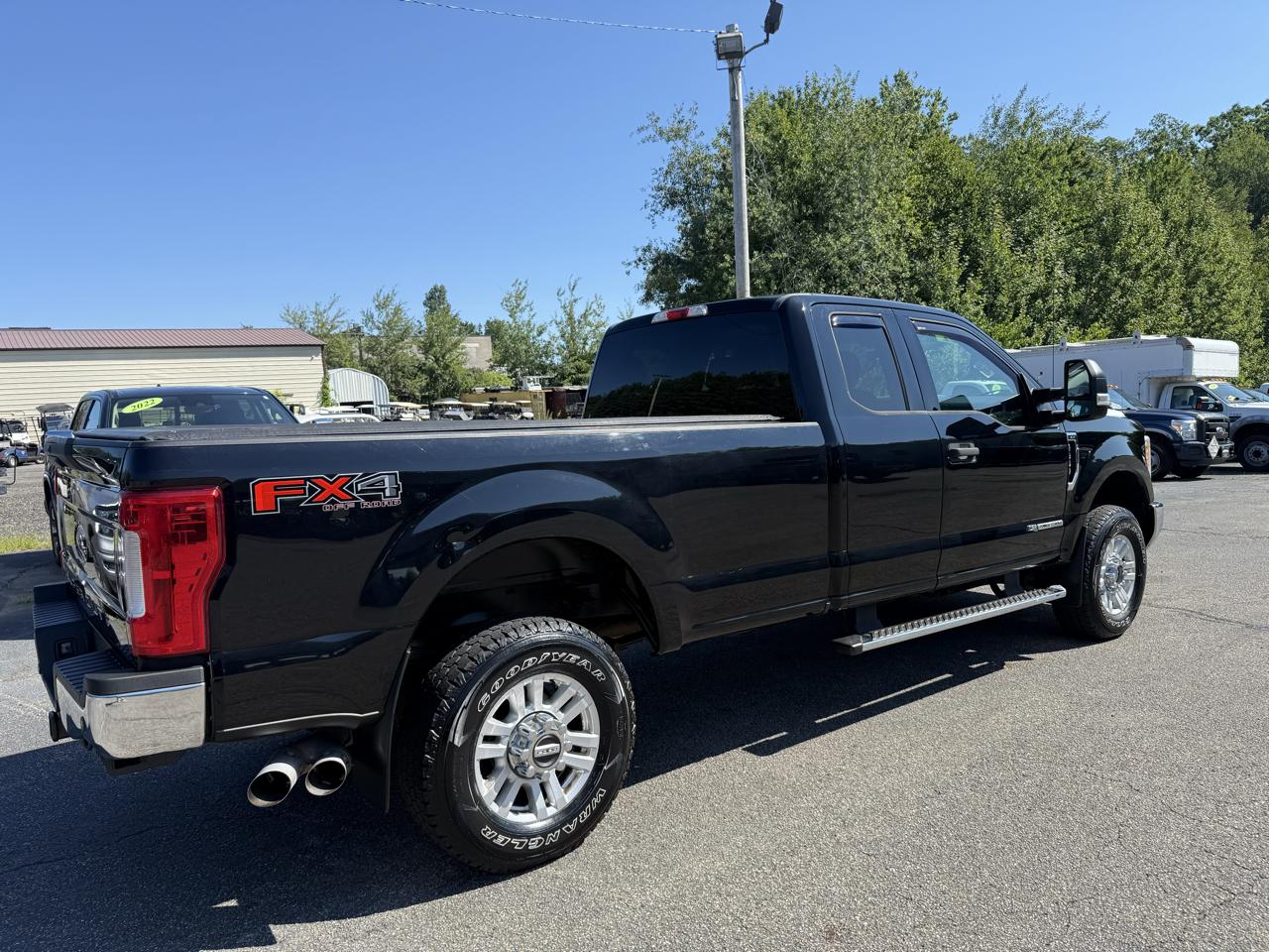 Ford Super Duty F-350 SRW  2017