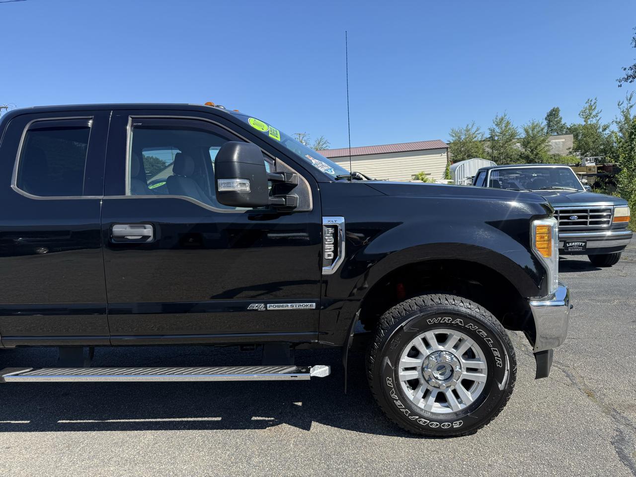 Ford Super Duty F-350 SRW  2017
