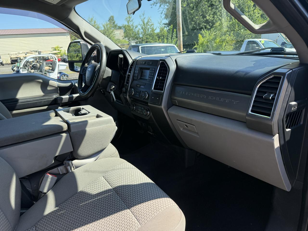 Ford Super Duty F-350 SRW  2017