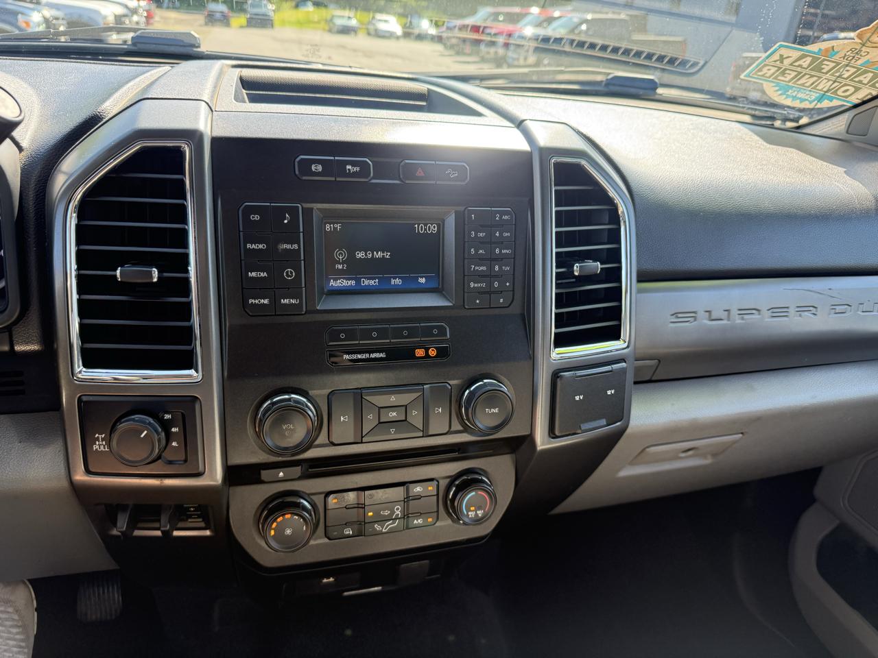 Ford Super Duty F-350 SRW  2017