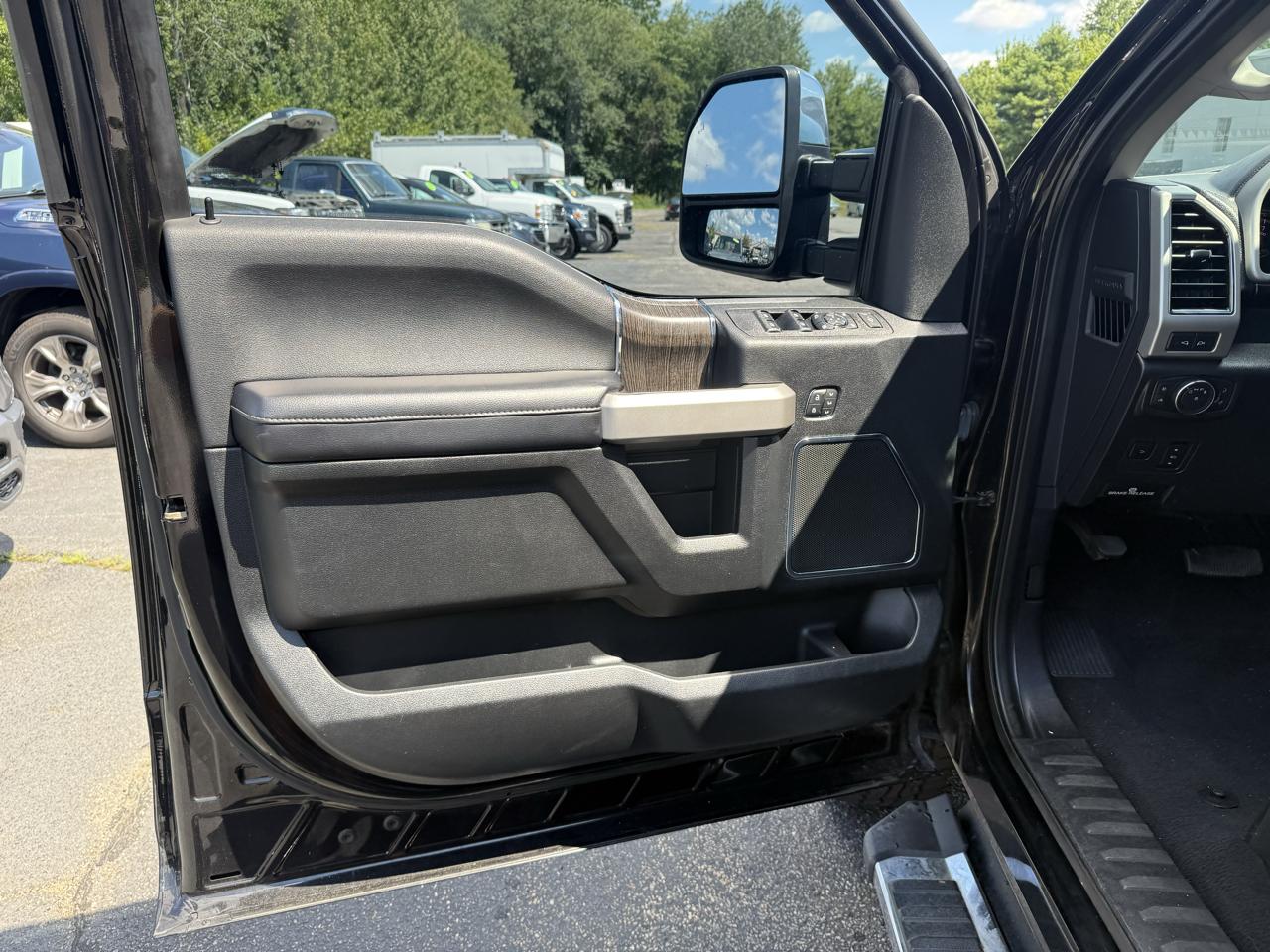 Ford Super Duty F-350 SRW  2021