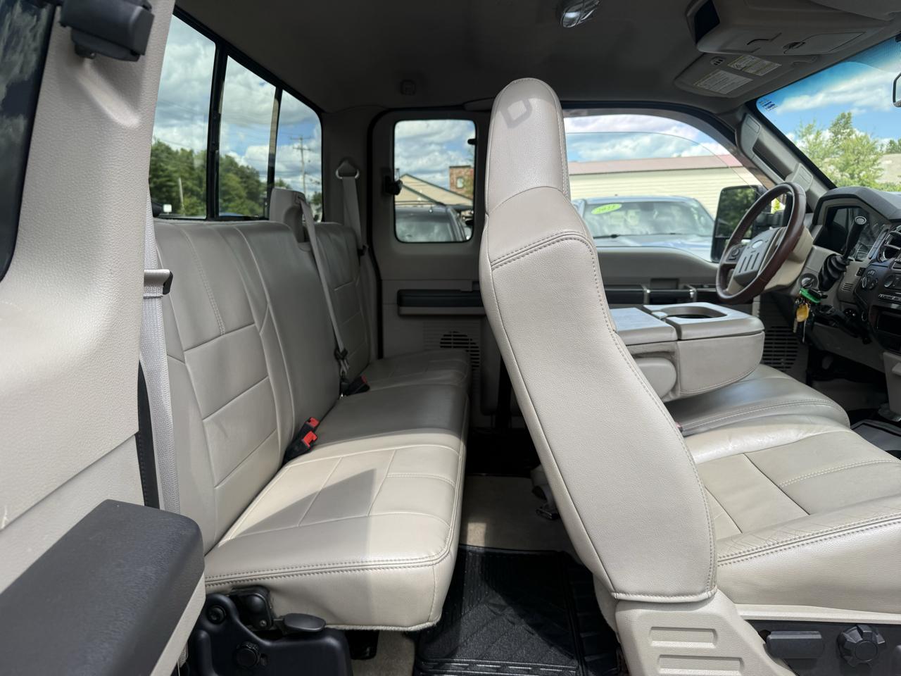 Ford Super Duty F-350 SRW  2008