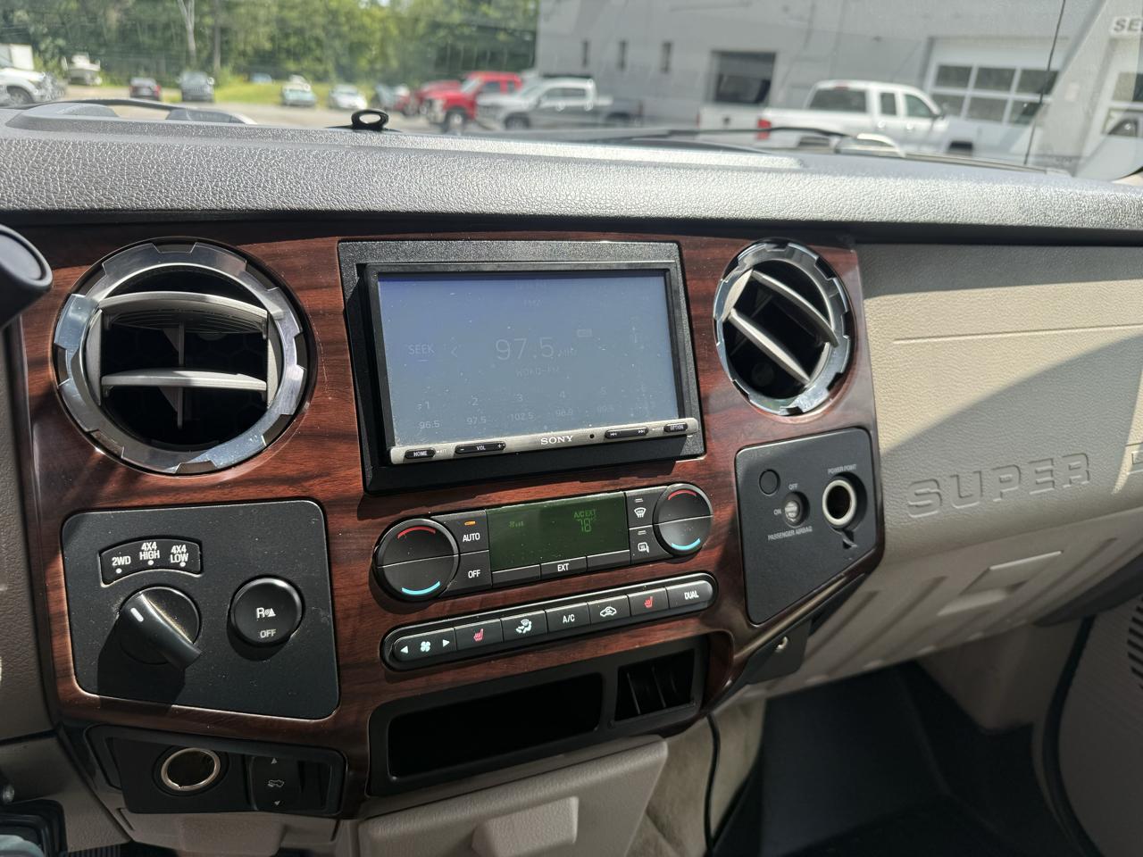 Ford Super Duty F-350 SRW  2008