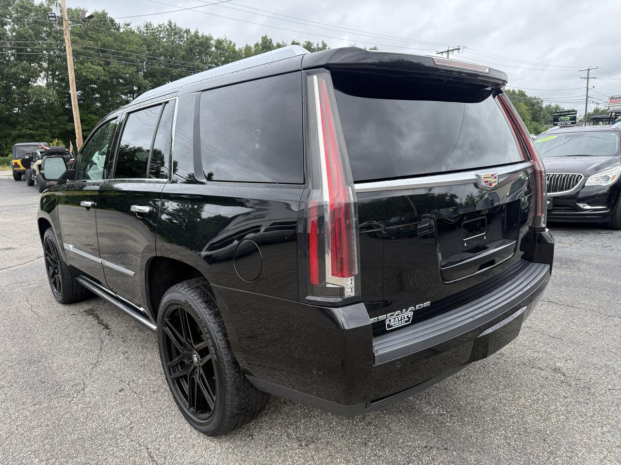 Cadillac Escalade  2018