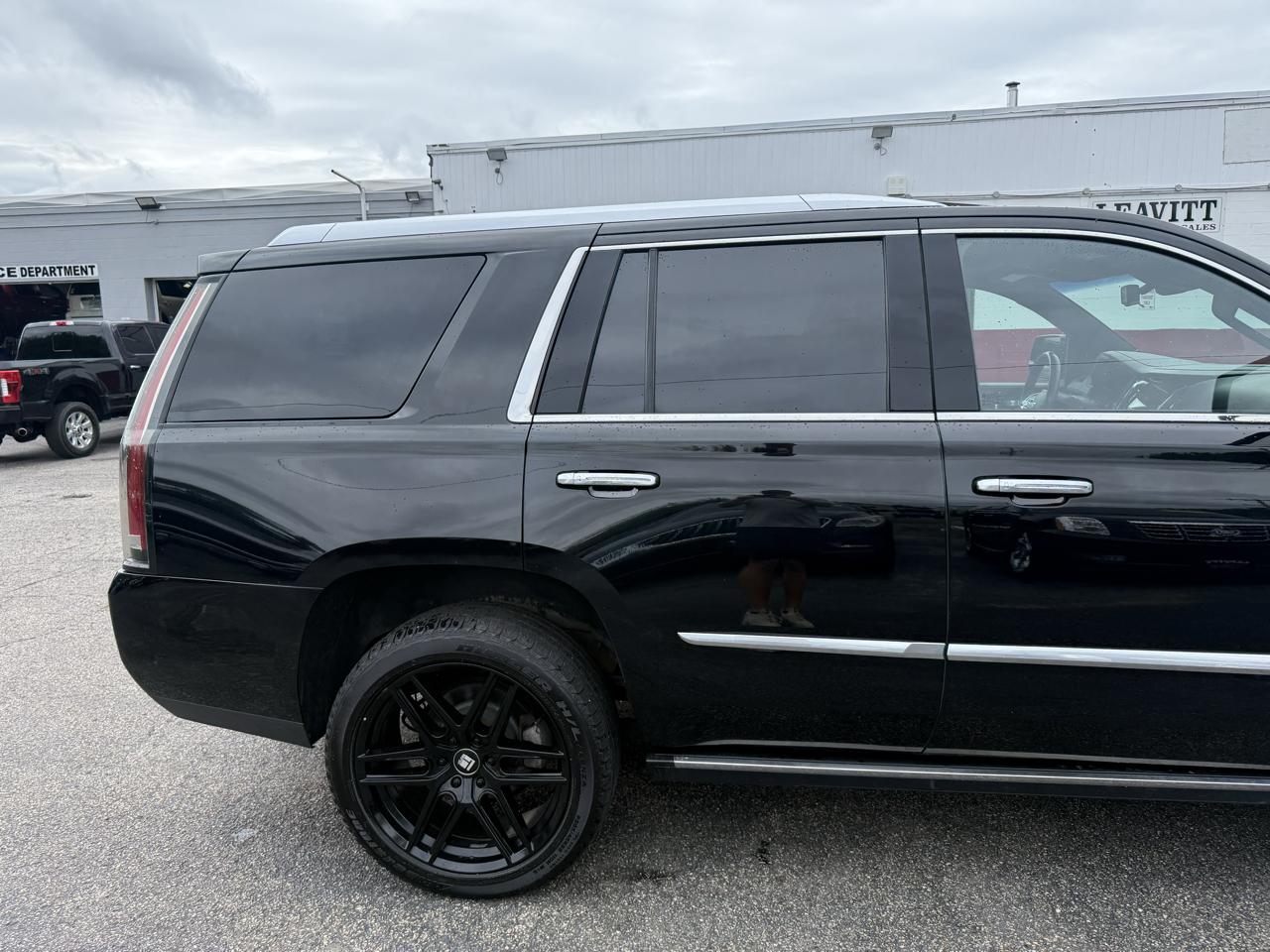 Cadillac Escalade  2018