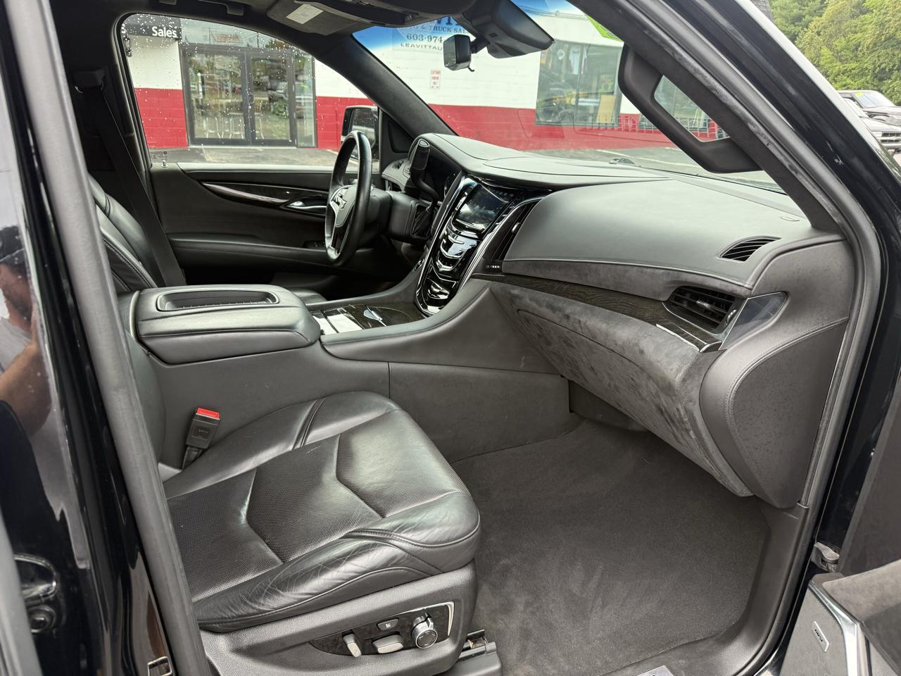 Cadillac Escalade  2018