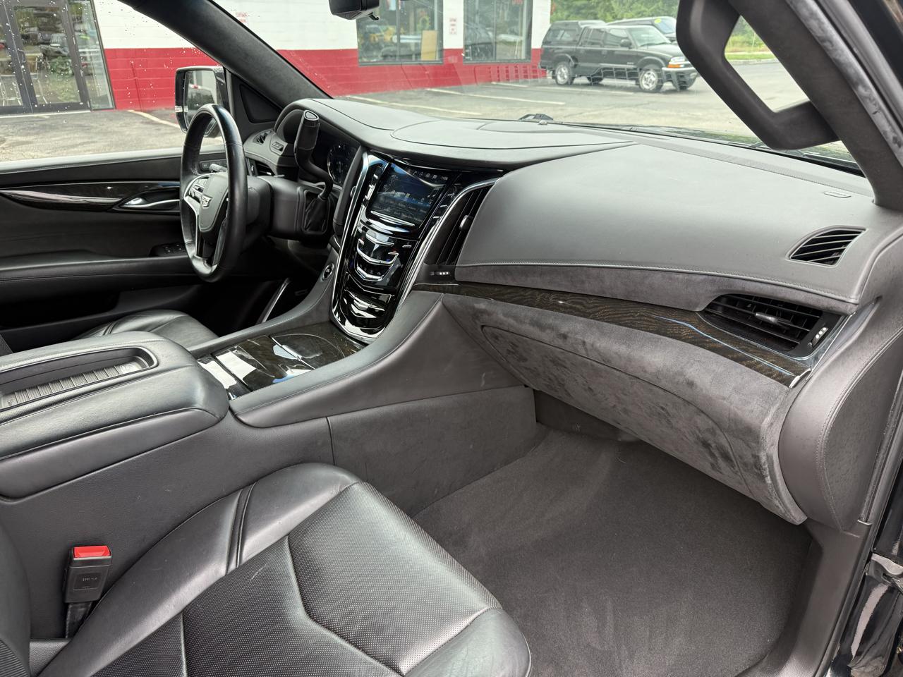 Cadillac Escalade  2018