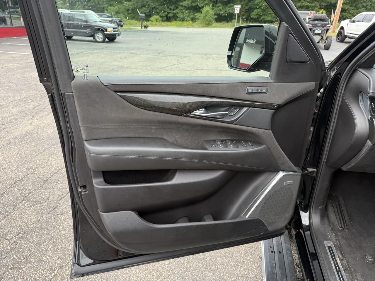 Cadillac Escalade  2018
