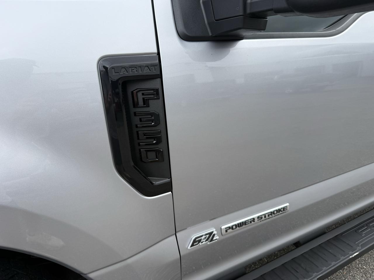 Ford Super Duty F-350 SRW  2022