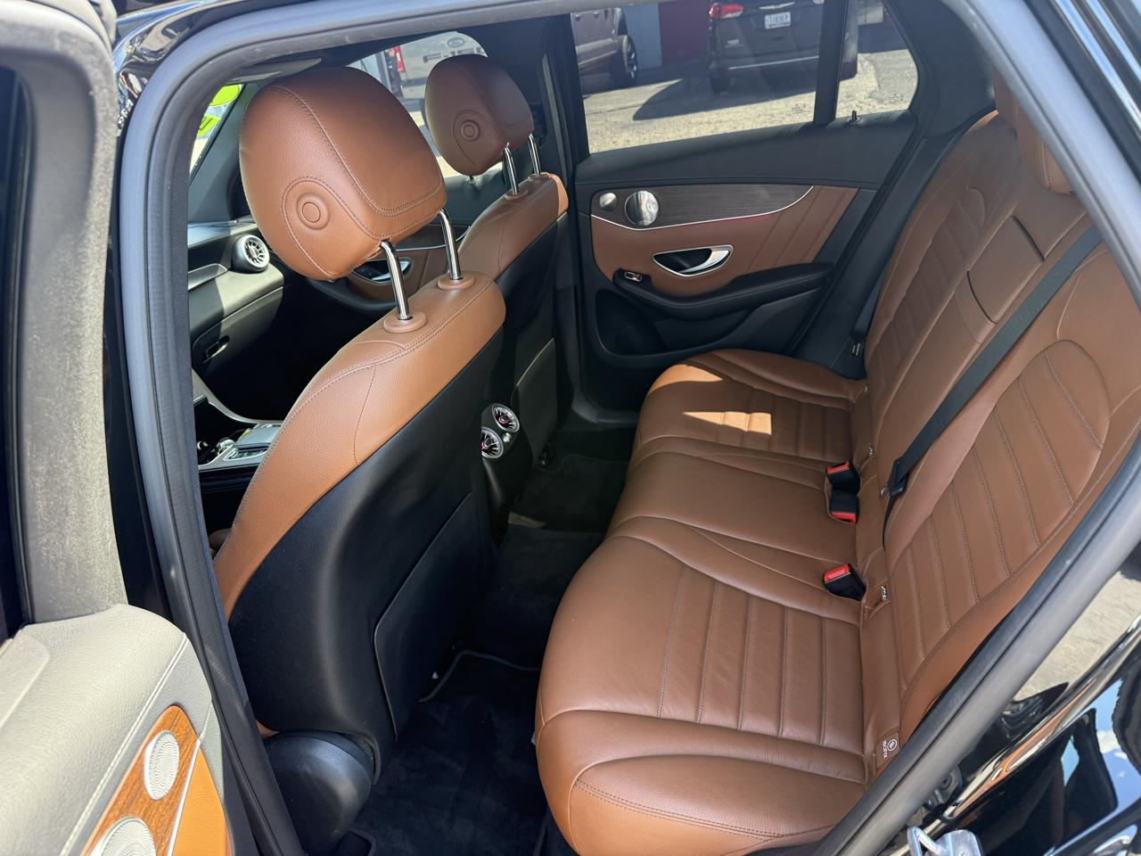 Mercedes-Benz GLC  2020
