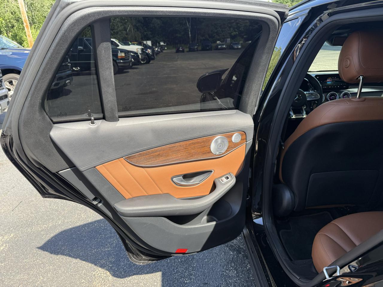 Mercedes-Benz GLC  2020