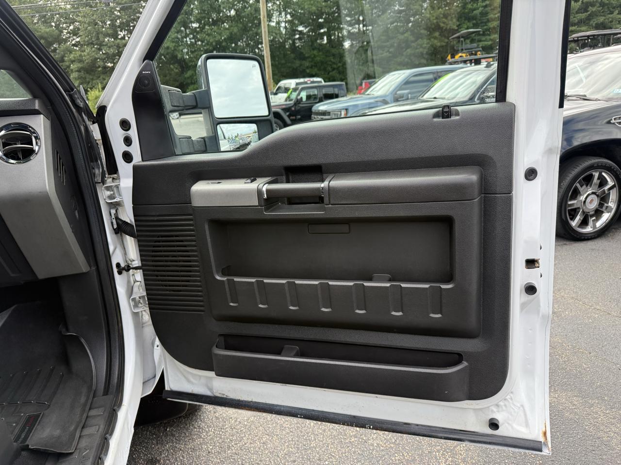Ford Super Duty F-350 SRW  2013