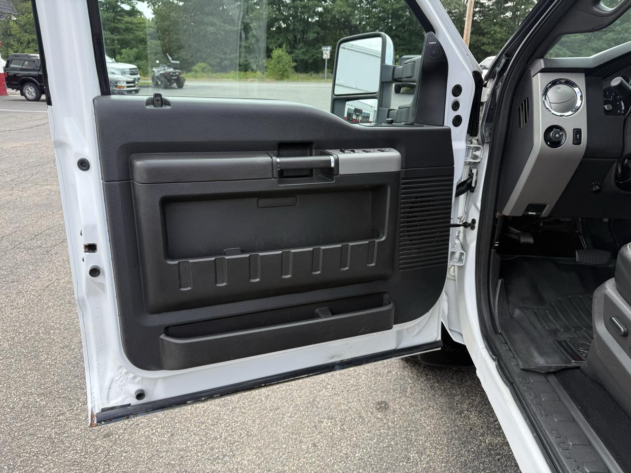 Ford Super Duty F-350 SRW  2013