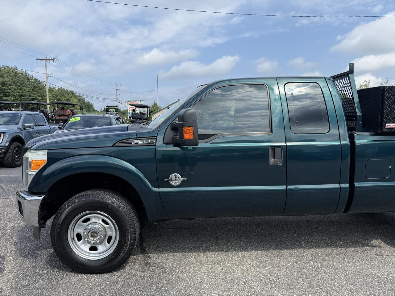 Ford Super Duty F-350 SRW  2014