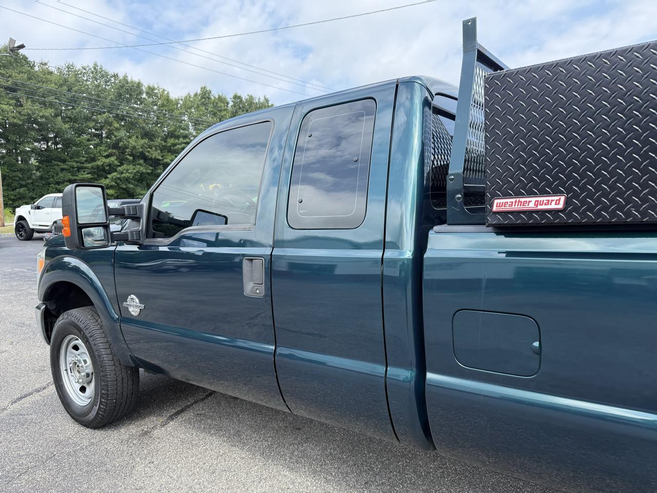 Ford Super Duty F-350 SRW  2014