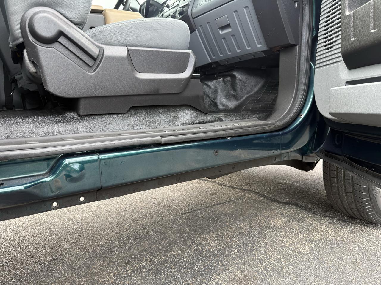 Ford Super Duty F-350 SRW  2014