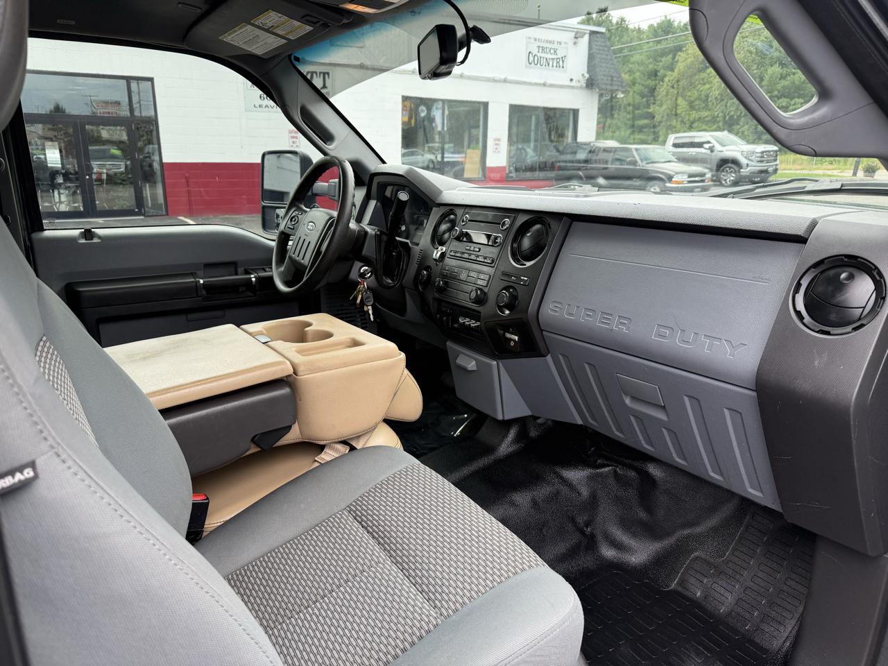 Ford Super Duty F-350 SRW  2014