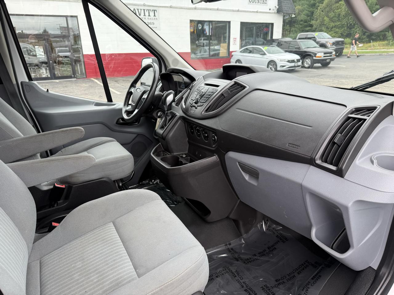 Ford Transit Cargo Van T-150 148" Med Rf 8600 GVWR Sliding RH Dr 2015