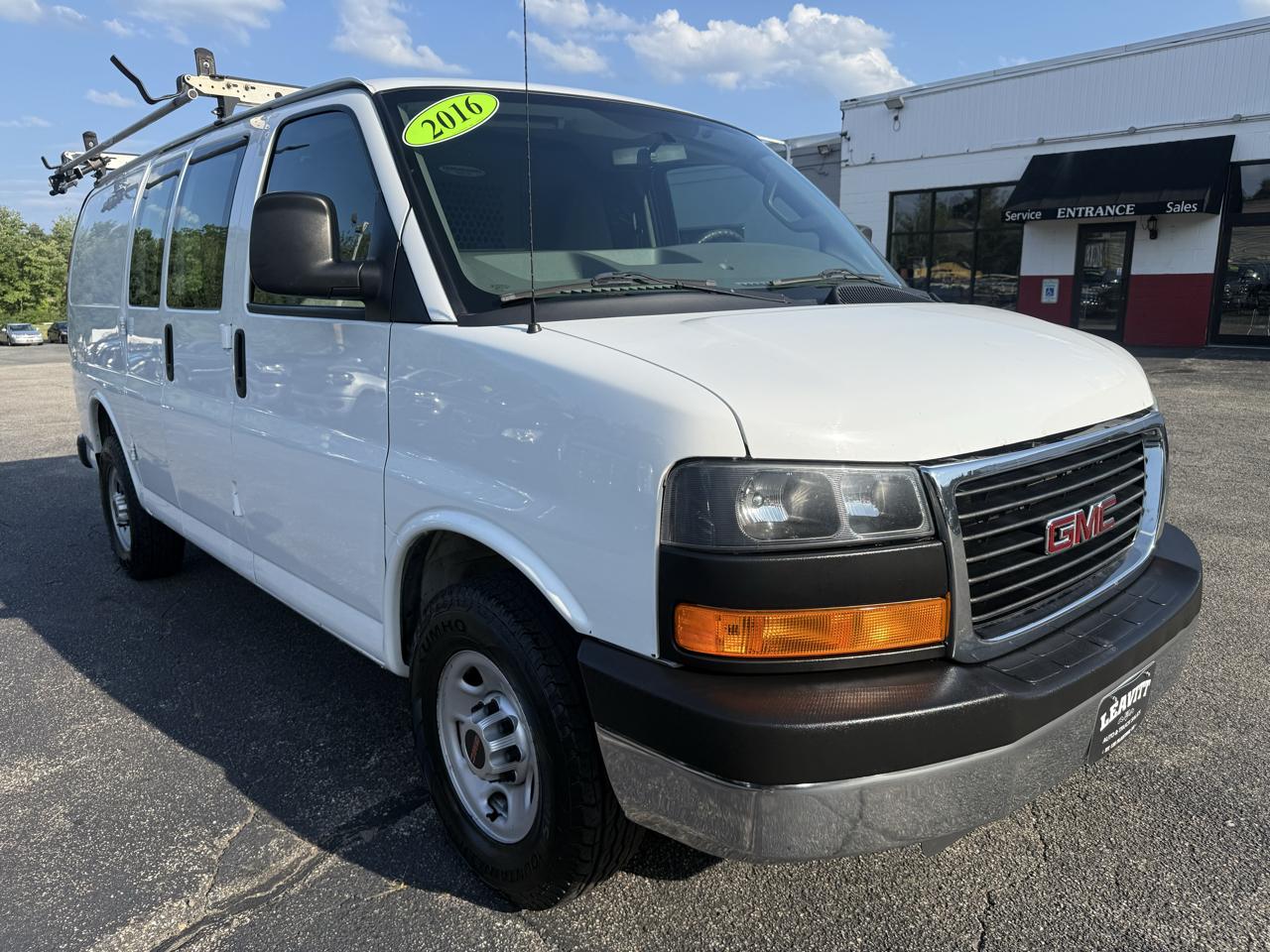 GMC Savana Cargo Van  2016