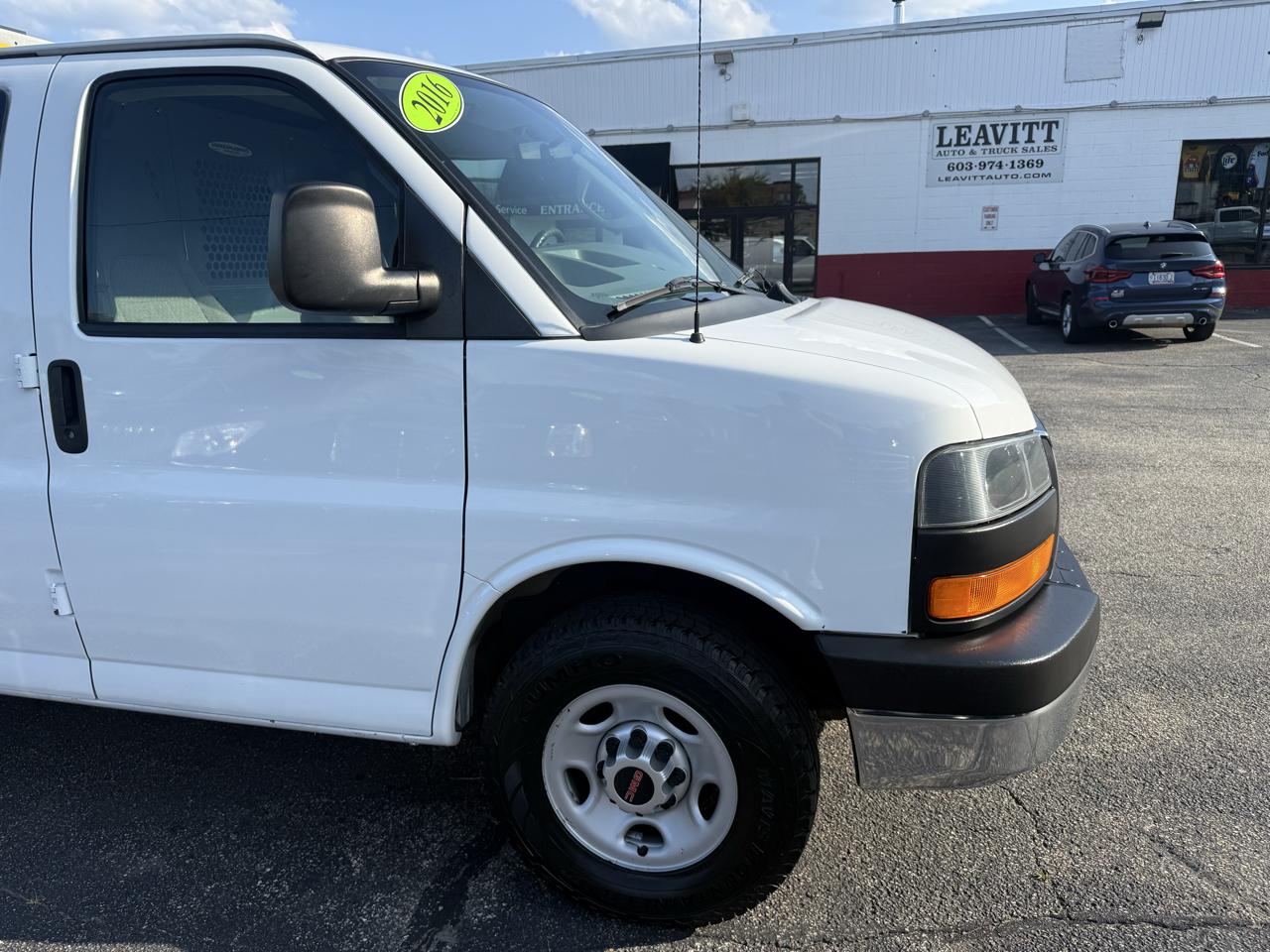 GMC Savana Cargo Van  2016