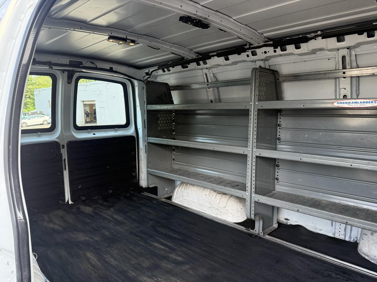 GMC Savana Cargo Van  2016
