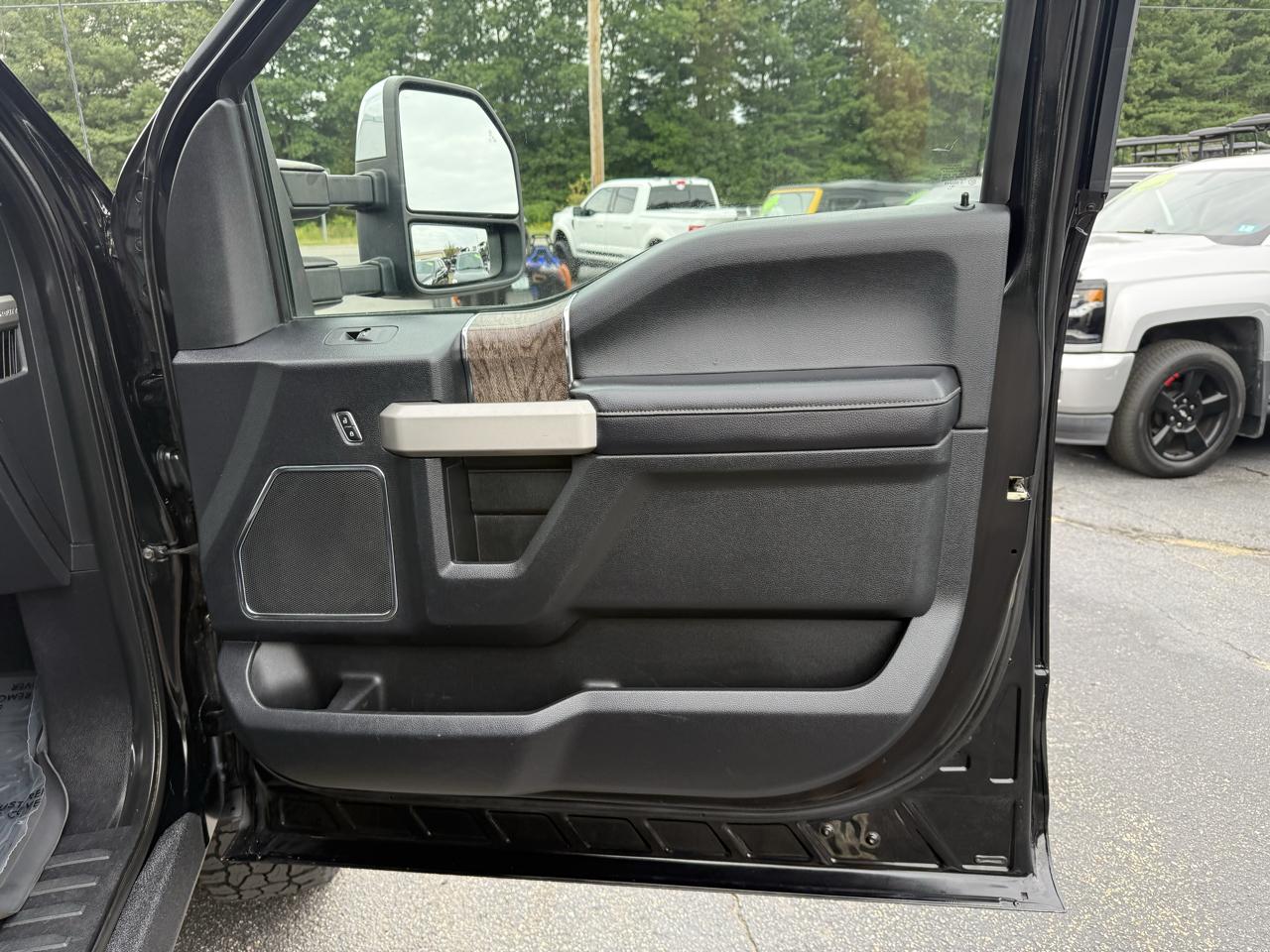 Ford Super Duty F-250 SRW  2017