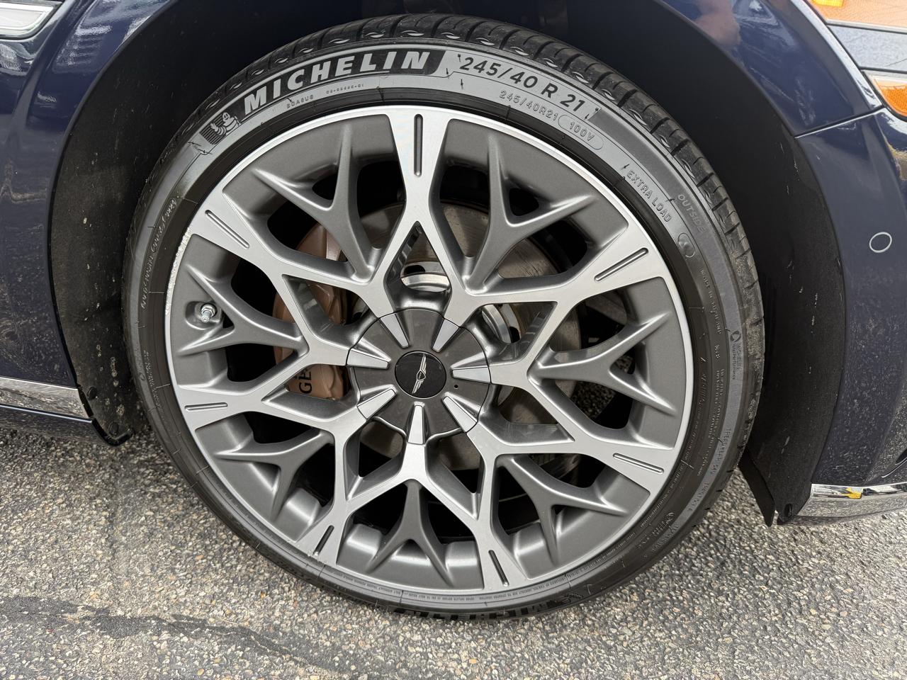 Genesis G90 3.5T e-SC AWD 2025