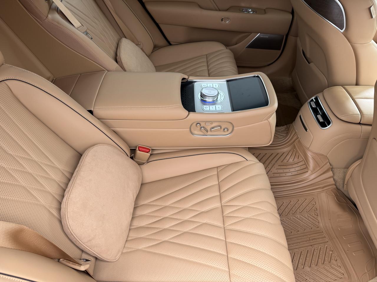 Genesis G90 3.5T e-SC AWD 2025