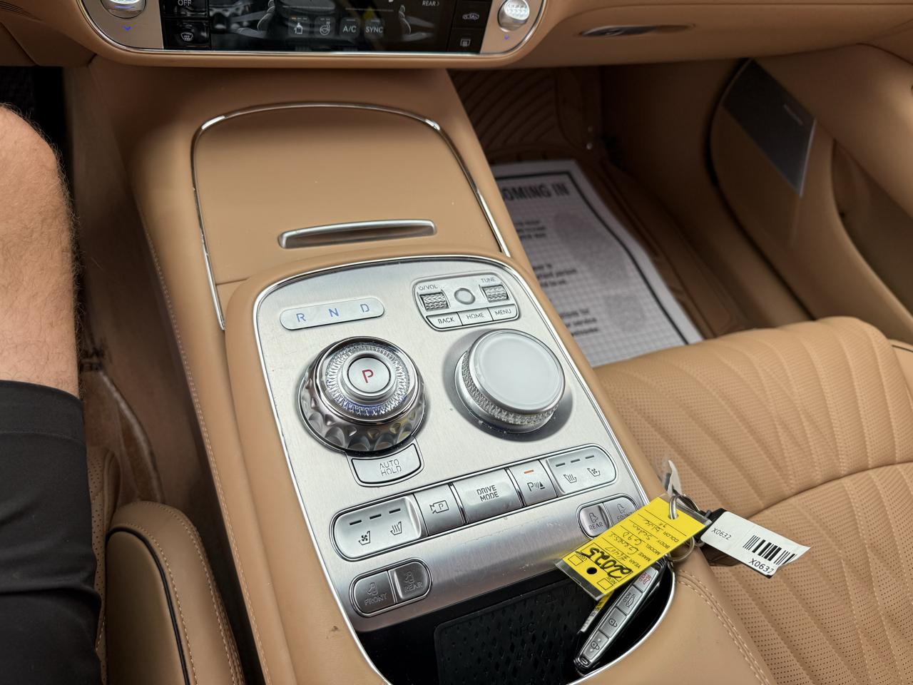 Genesis G90 3.5T e-SC AWD 2025