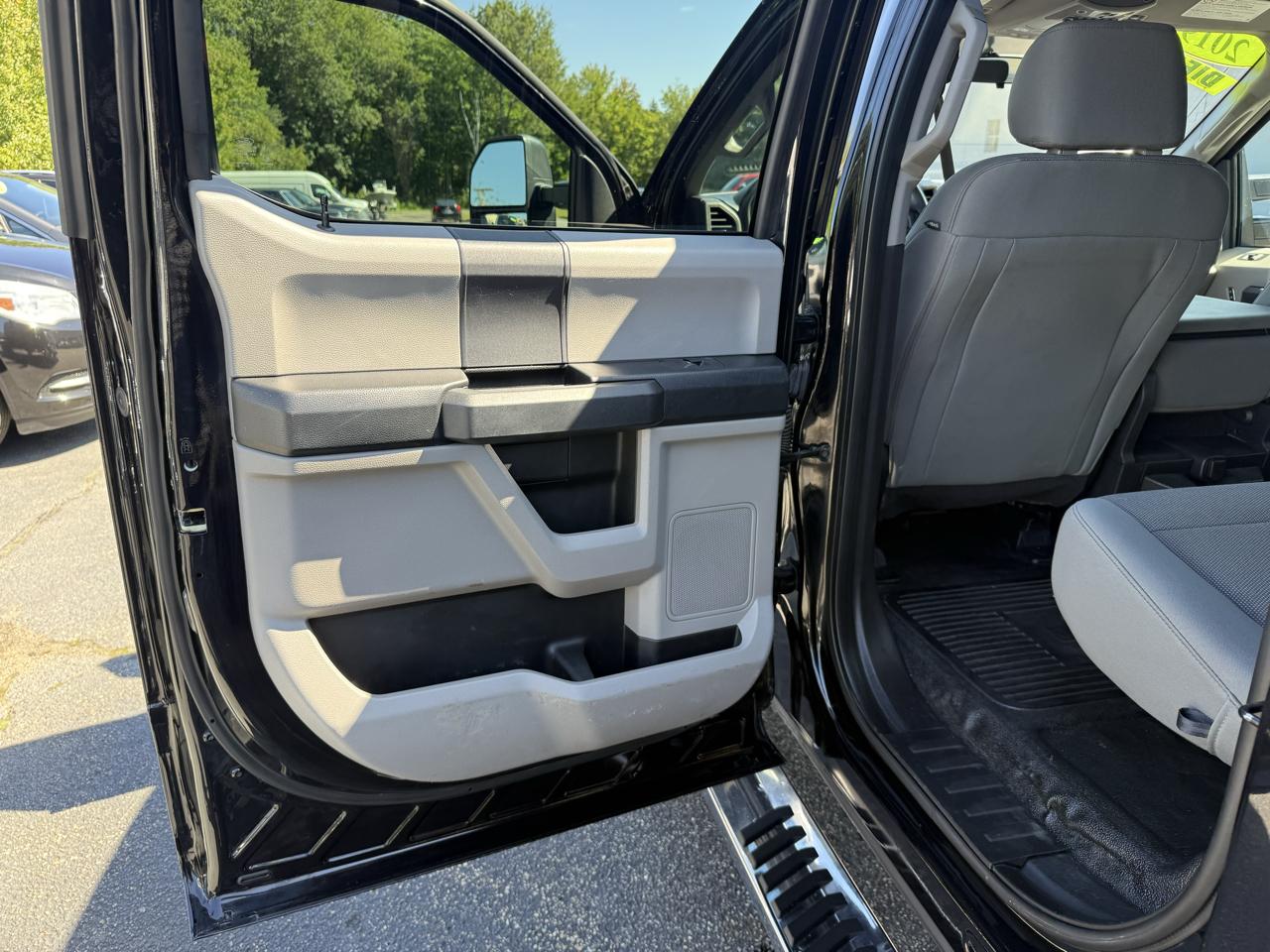 Ford Super Duty F-350 DRW  2019