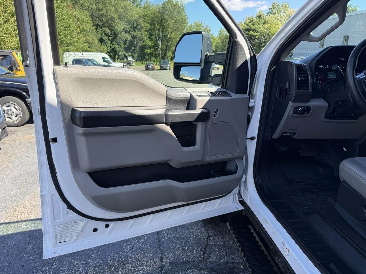 Ford Super Duty F-550 DRW  2020